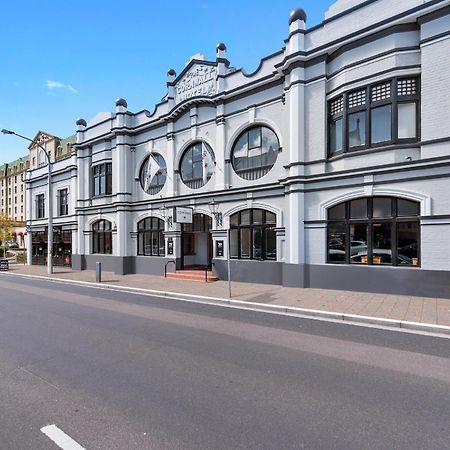 The Cornwall Historic Hotel Launceston Bagian luar foto