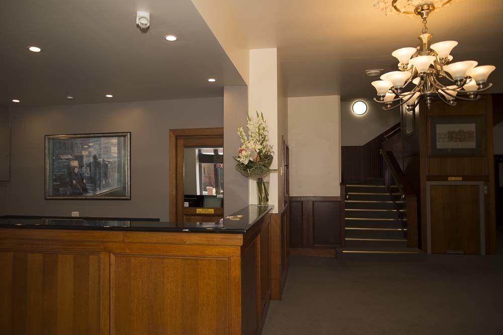 The Cornwall Historic Hotel Launceston Bagian luar foto