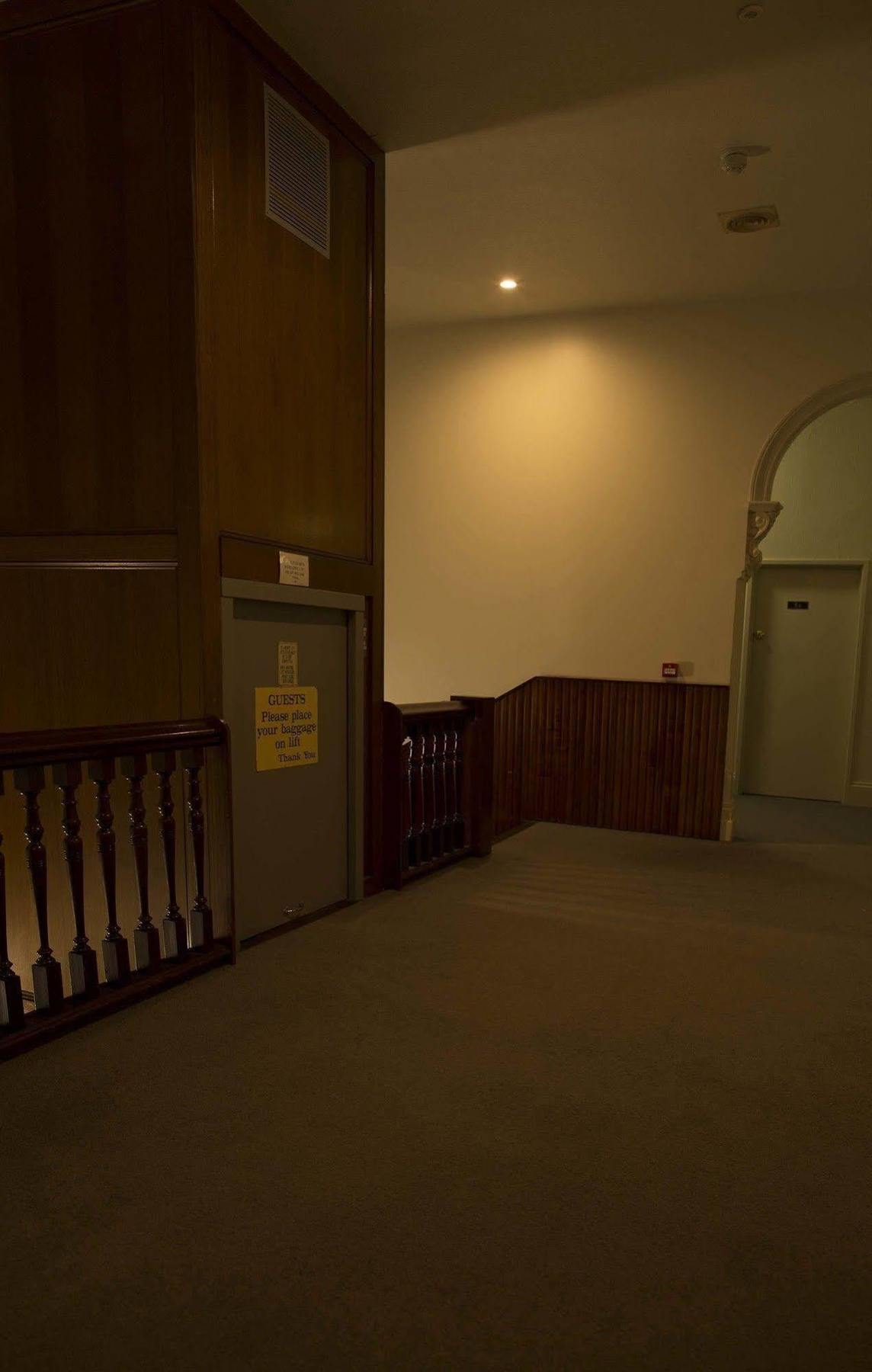 The Cornwall Historic Hotel Launceston Bagian luar foto