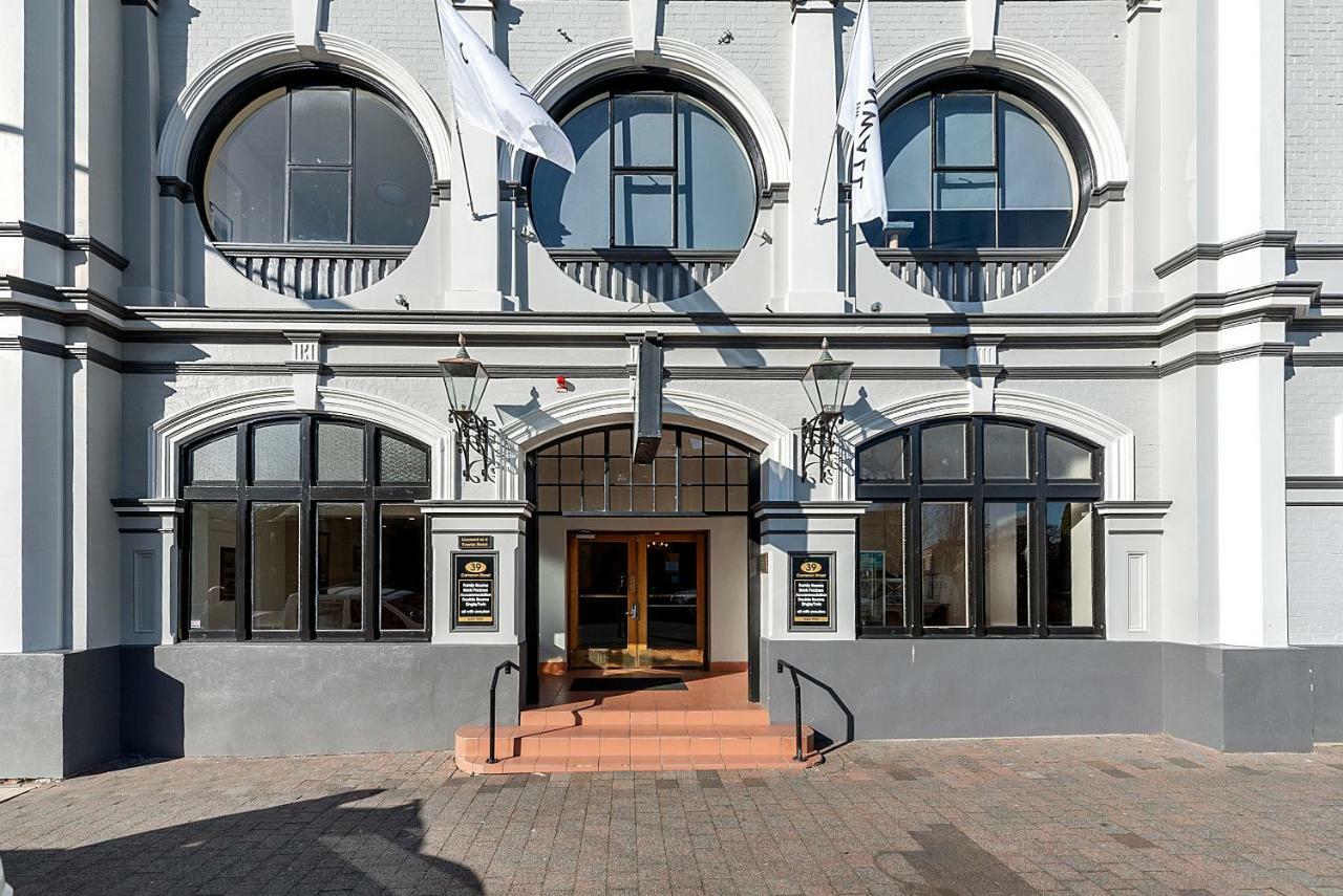 The Cornwall Historic Hotel Launceston Bagian luar foto