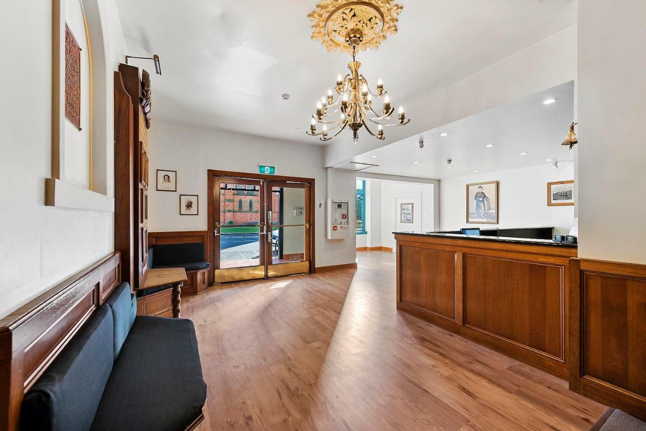 The Cornwall Historic Hotel Launceston Bagian luar foto